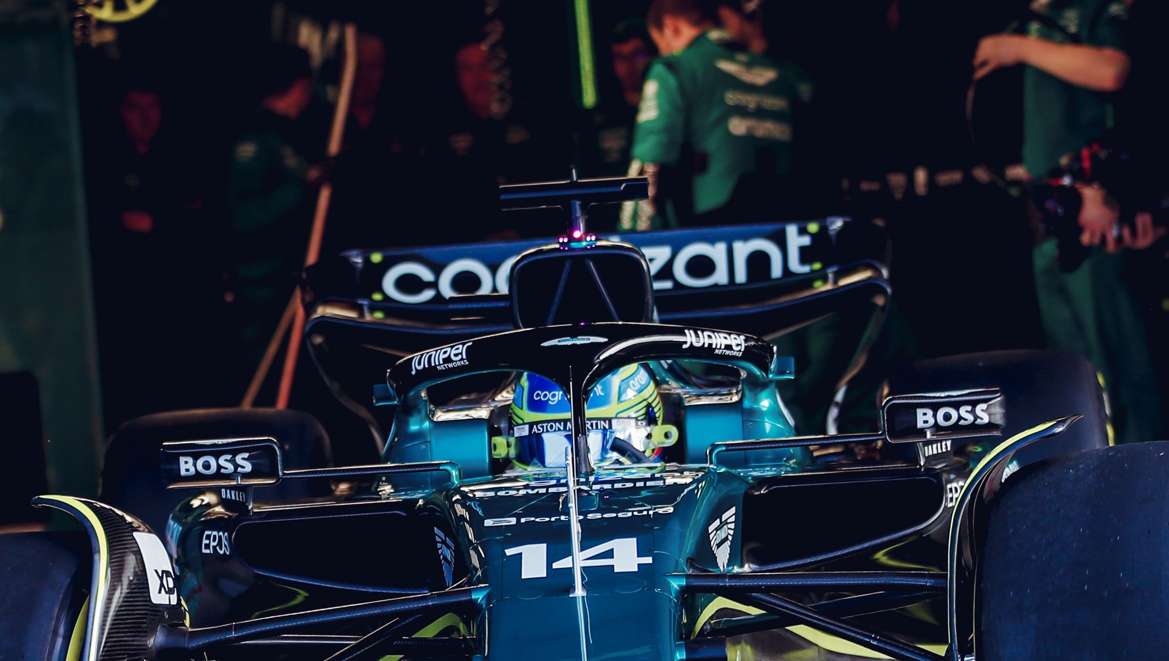 El milagro del Aston Martin de Fernando Alonso humilla a Mercedes: se  plantean desechar ya su coche de F1