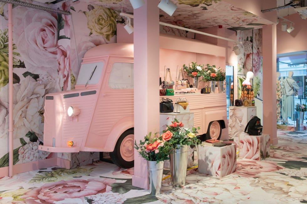 Fleur of England opens Valentine's pop-up shop at Harrods - Underlines  Magazine