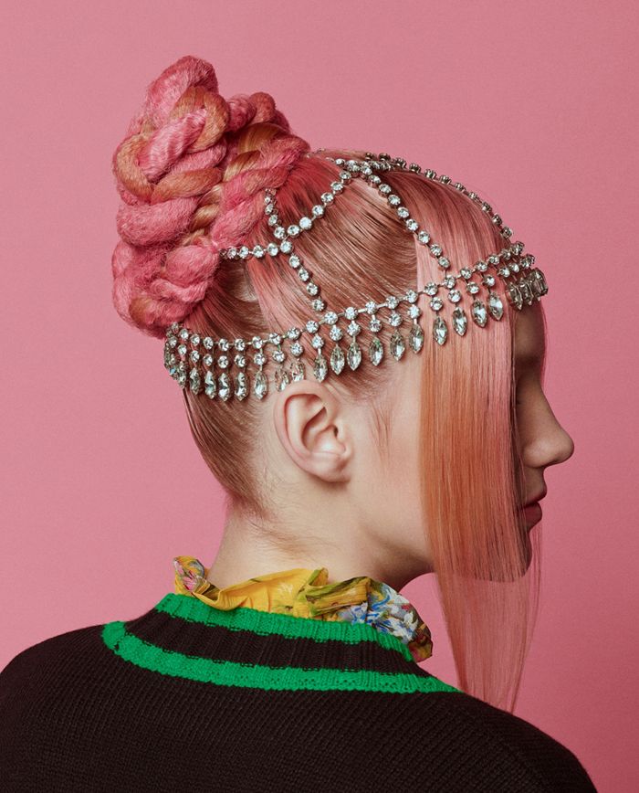 Hair, Clothing, Headpiece, Pink, Hair accessory, Neck, Fashion accessory, Hairstyle, Headgear, Jewellery, 
