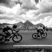cycling fra tdf2019 black and white