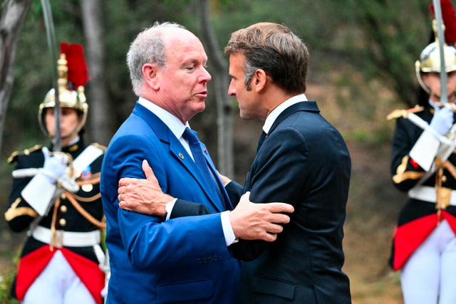 alberto ii emmanuel macron