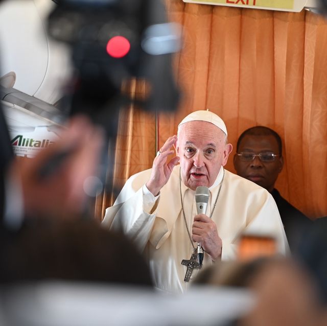 15 september 2021, slovakia,     pope francis speaks to journalists aboard an alitalia plane on the return flight from bratislava to rome he was in hungary and slovakia for a four day pilgrimage photo johannes neudeckerdpa photo by johannes neudeckerpicture alliance via getty images