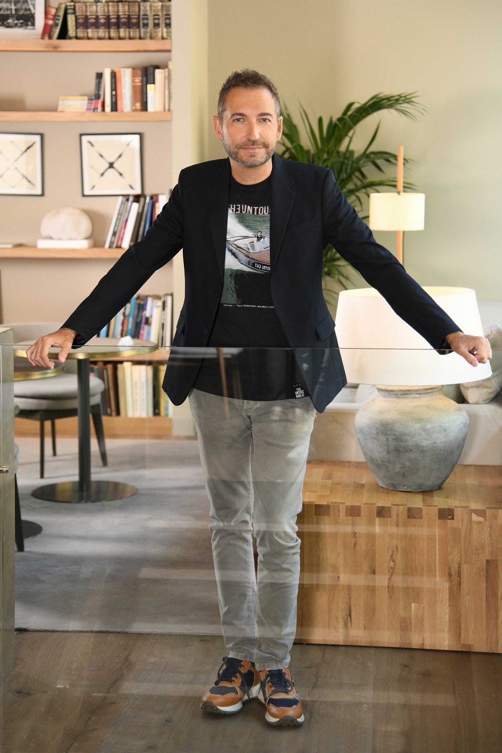 frank blanco presentador de fiesta de verano en mediaset