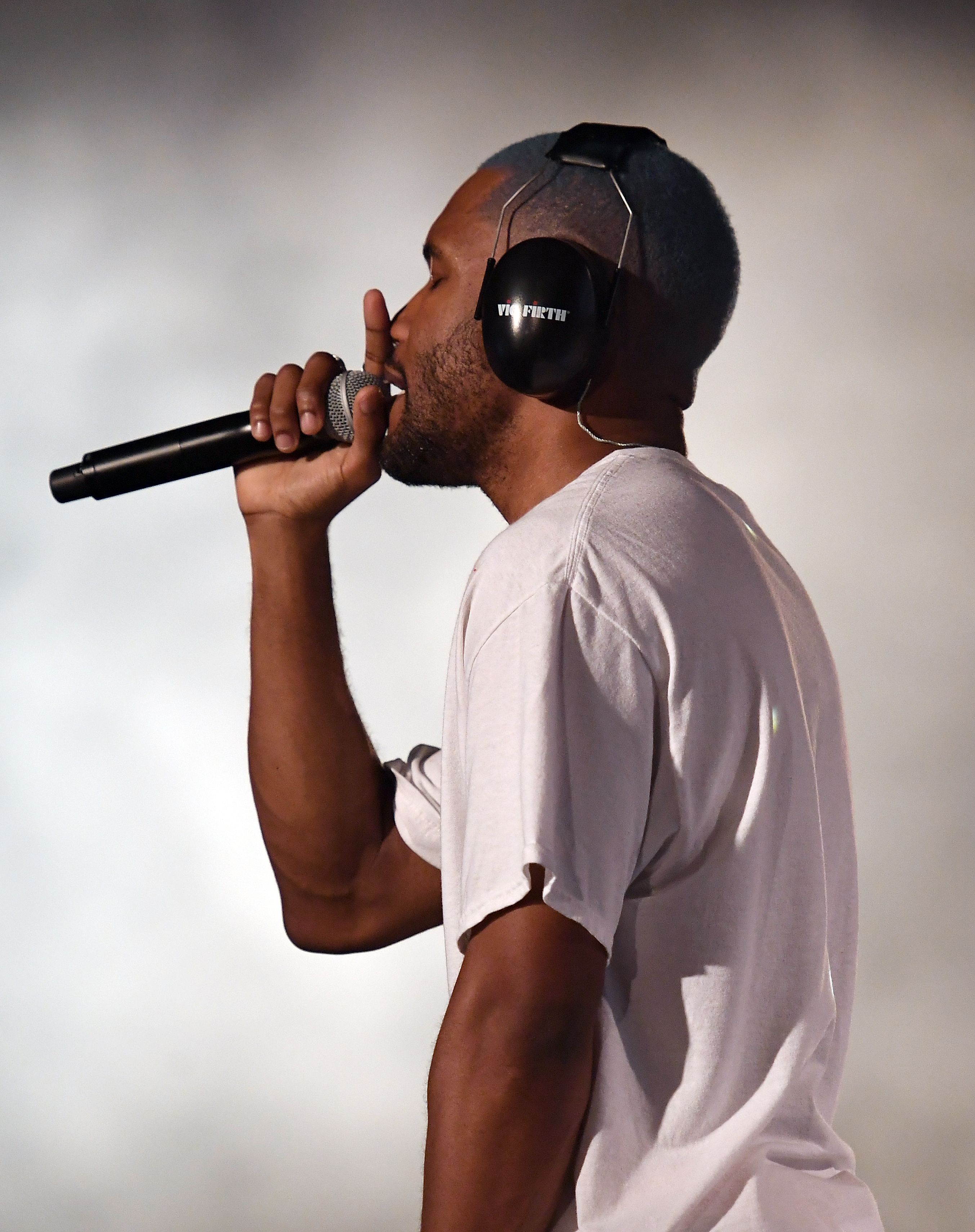 Frank Ocean s Comeback Coachella Performance Leaves Fans Divided