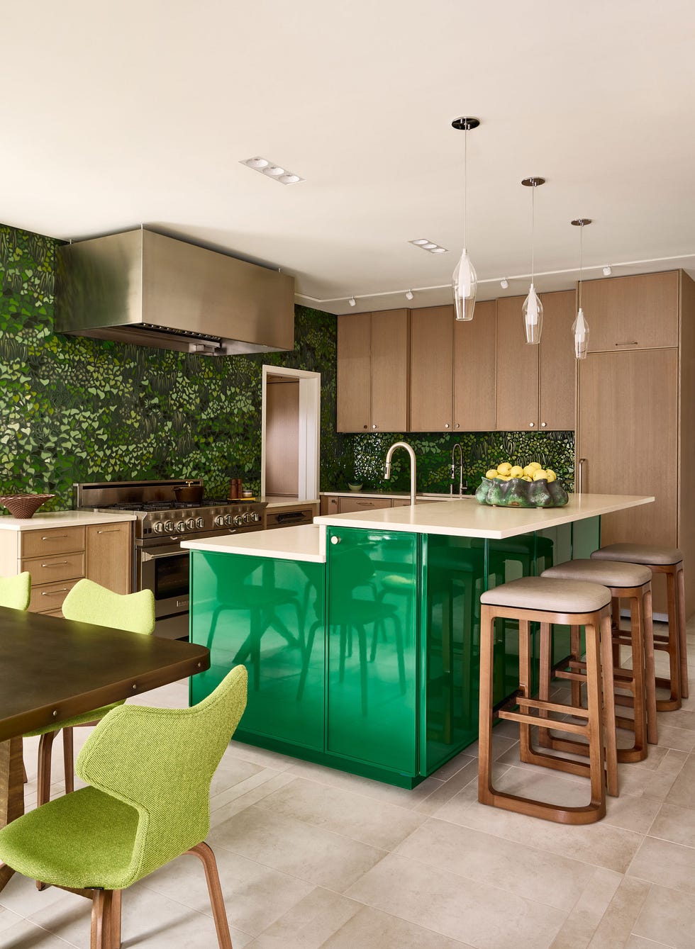 35 Green Kitchen Cabinet Ideas for a Fresh Start in 2024