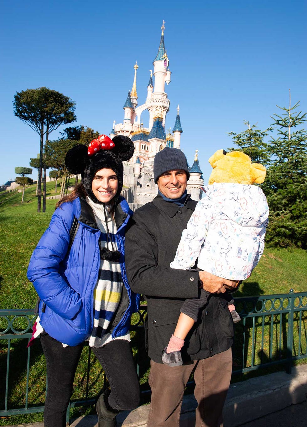 Fran Rivera, Nuria Roca, Chiara Ferragni y Zara Larson celebran 90 aniversario de Mickey Mouse