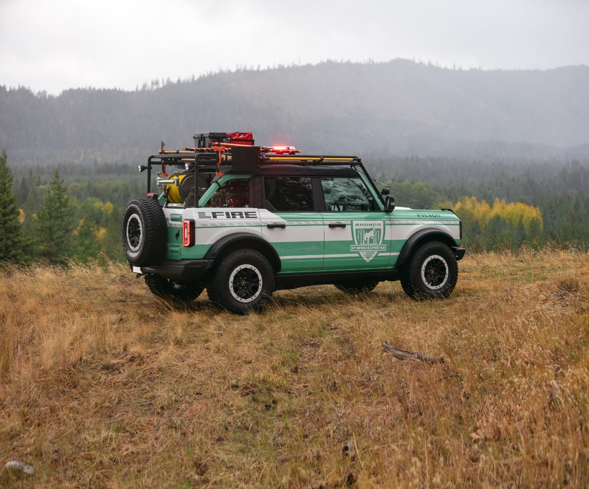 Ford Bronco Firetruck Concept Built to Fight Wildfires