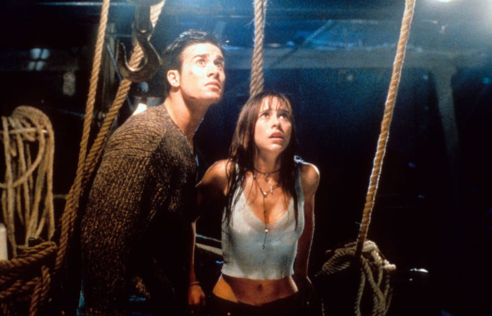 freddie prinze jr and jennifer love hewitt in 'i still know what you did last summer'