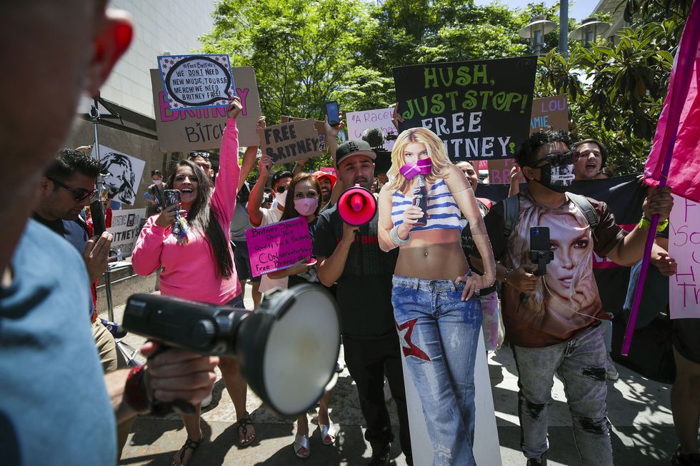 los angeles, ca   june 23 supporters of britney spears rally as hearing on the britney spears conservatorship case takes place stanley mosk courthouse on wednesday, june 23, 2021 in los angeles, ca irfan khan  los angeles times via getty images