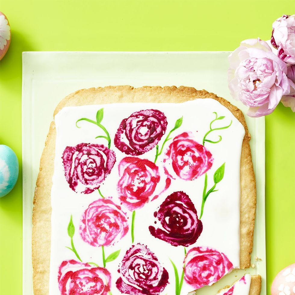 https://hips.hearstapps.com/hmg-prod/images/free-mothers-day-gifts-baked-goods-1615665053.jpg?crop=1.00xw:0.667xh;0,0.167xh&resize=980:*