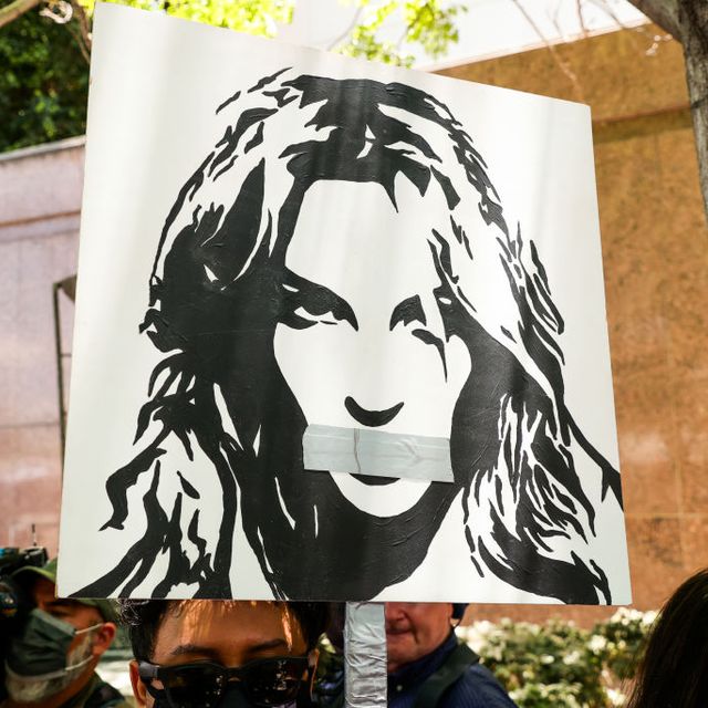 freebritney rally in los angeles during conservatorship hearing