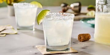 Best Sidecar Cocktail Recipe - How to Make a Sidecar Cocktail