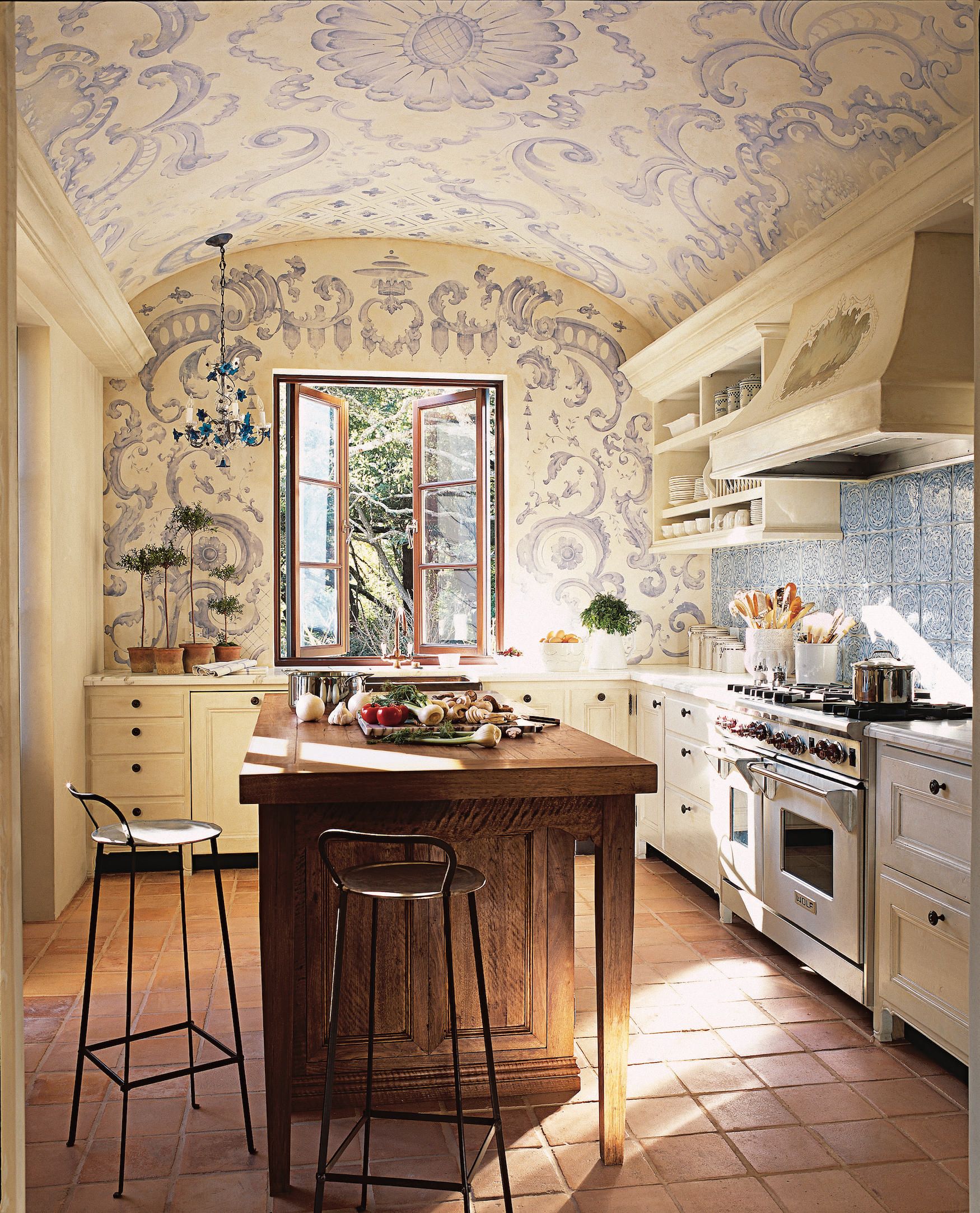 28 Classic French Country Kitchen Ideas