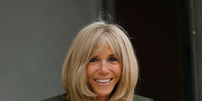 Gli stivaletti neri in pelle di Brigitte Macron per la moda Inverno 2025