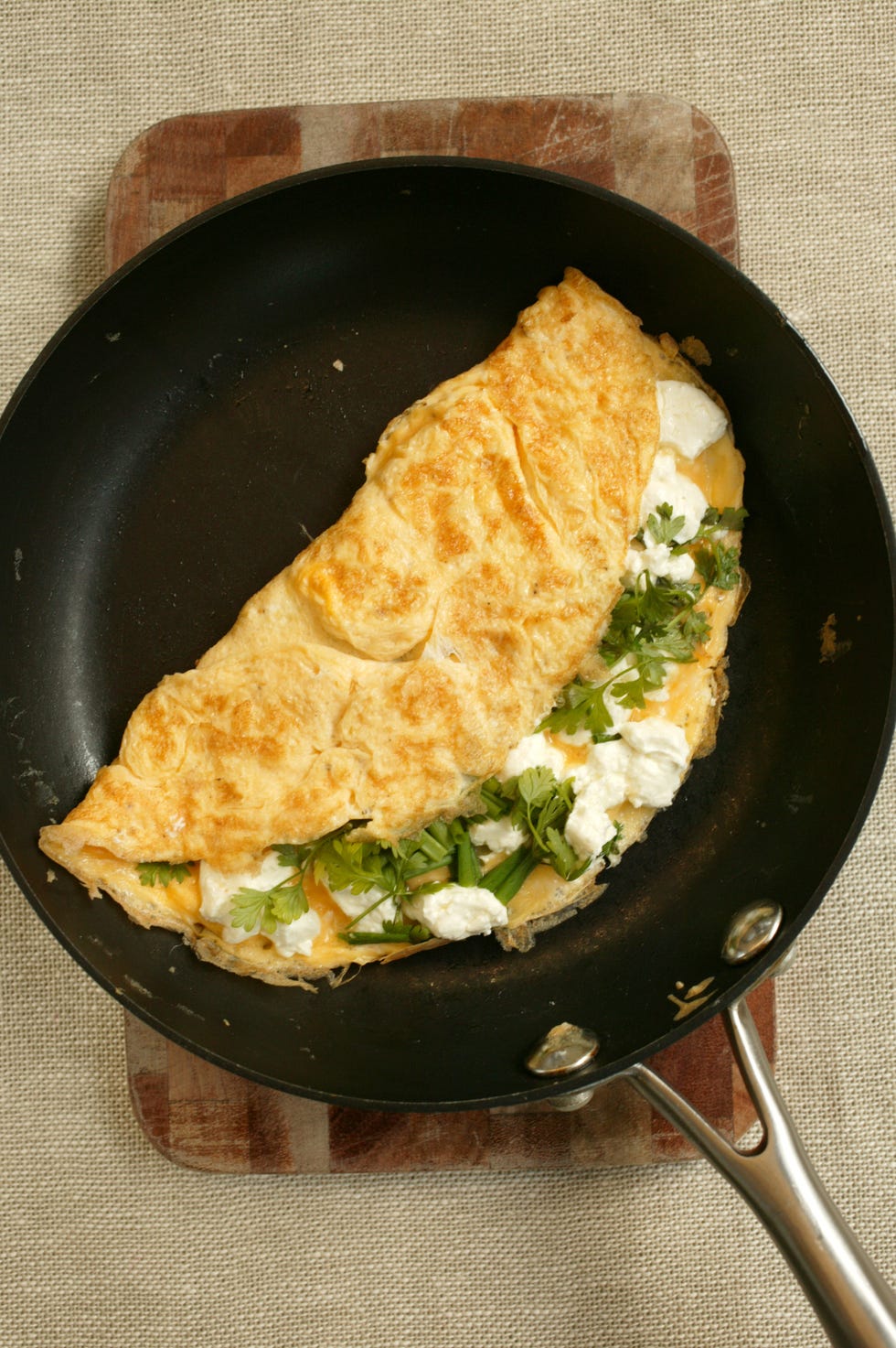French omelet with goat's cheese and soft herbs, 7 September 2006. SMH Picture