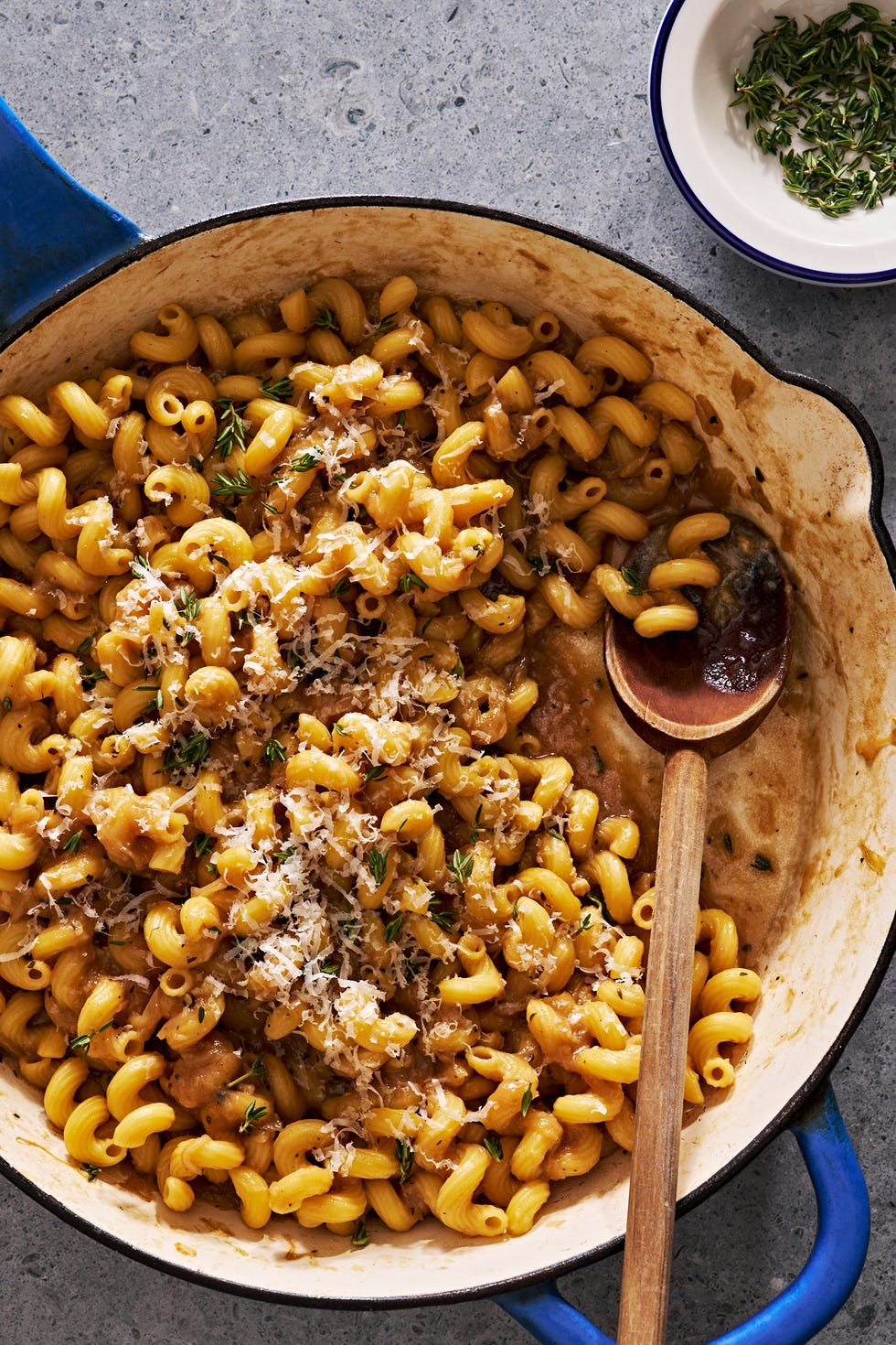 one pot french onion pasta with cavatappi noodles