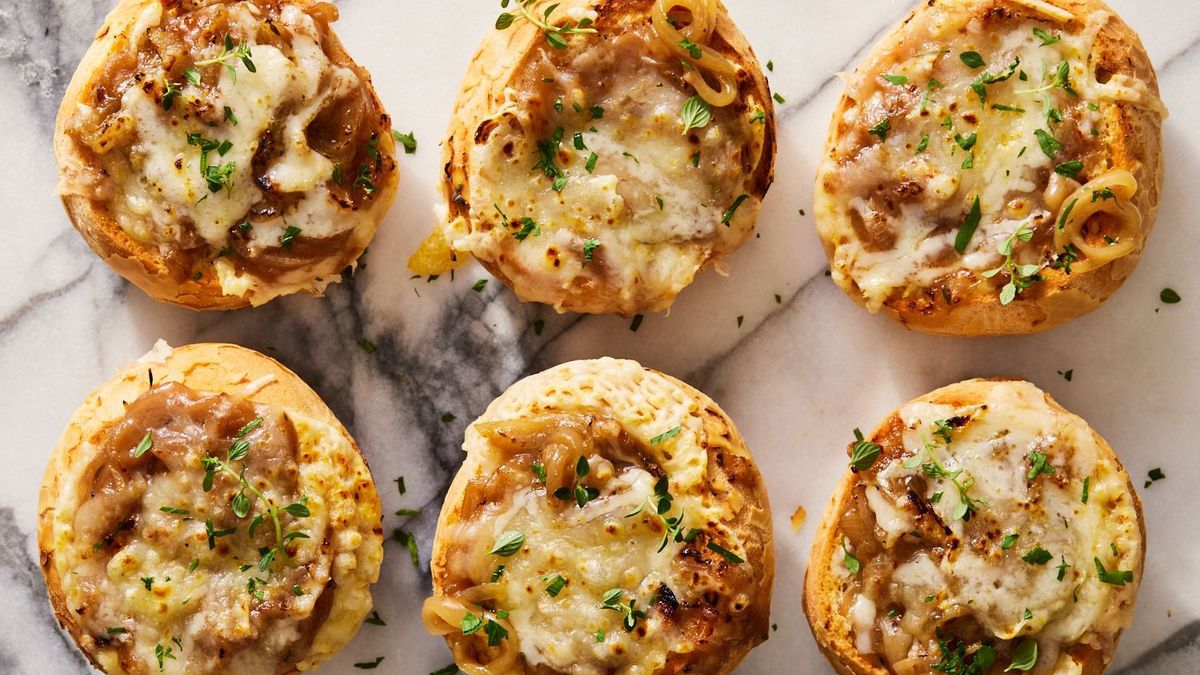 Best French Onion Soup Bombs Recipe - How to Make French Onion Soup Bombs