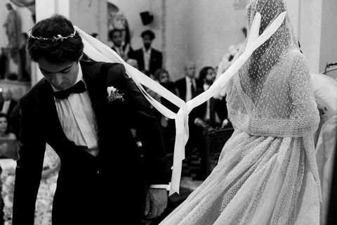 Photograph, White, Black, Black-and-white, Monochrome, Monochrome photography, Dress, Gown, Wedding dress, Veil, 