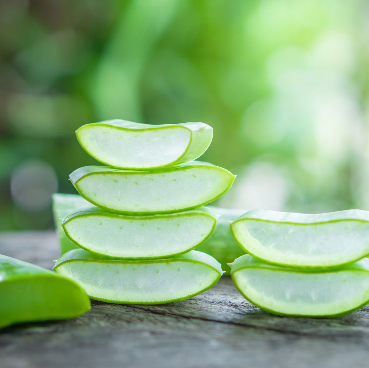 8 Benefits of Aloe Vera for Skin, According to Dermatologists