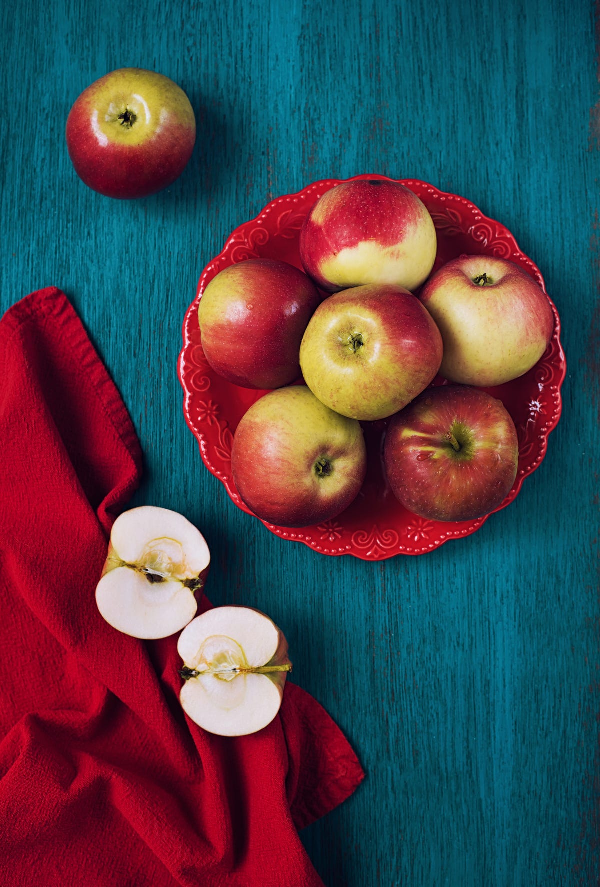 What's the Best Way to Keep Apples from Browning? We Tried 3 Ways