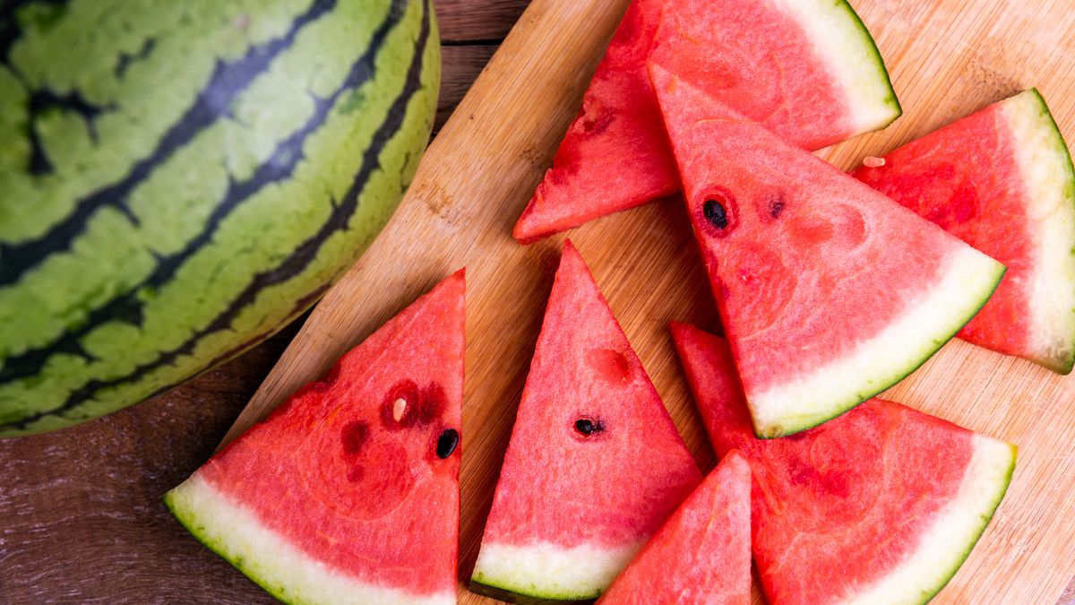 Ellers et eller andet sted formel Top 13 Watermelon Health Benefits, According to Nutritionists