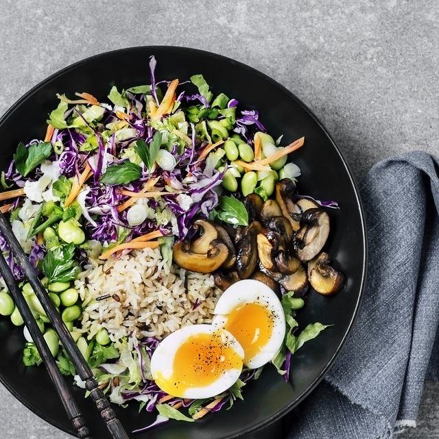 https://hips.hearstapps.com/hmg-prod/images/fresh-salad-with-fried-rice-and-boiled-eggs-royalty-free-image-1571083996.jpg?crop=0.612xw:0.766xh;0.112xw,0.0574xh&resize=640:*