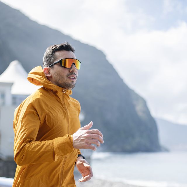 The 8 Best Sports Sunglasses of 2023 - Sunglasses for Athletes
