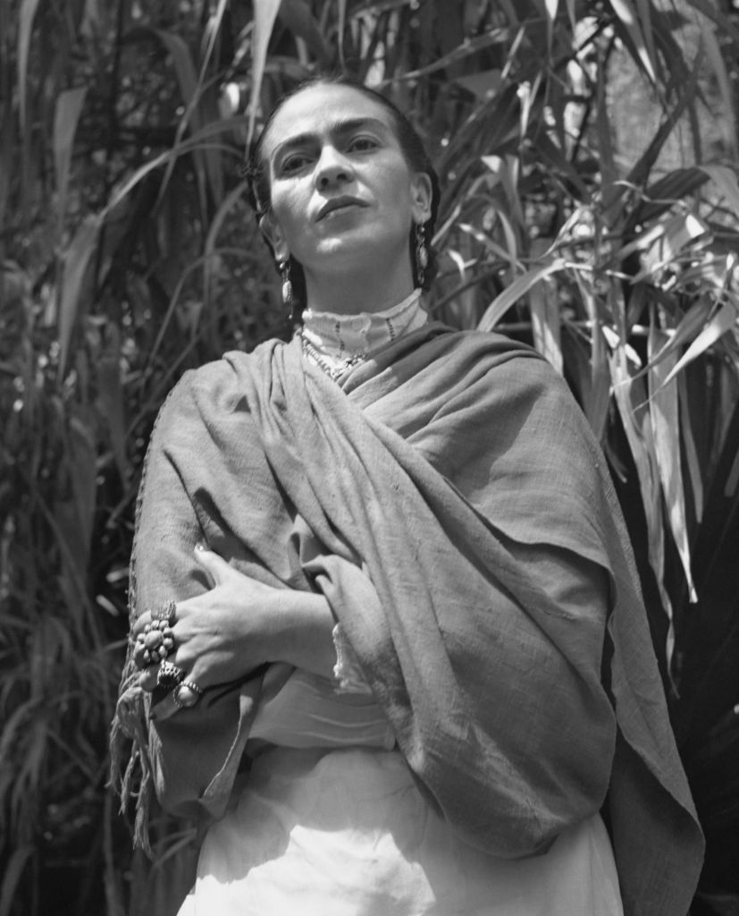portrait of mexican artist frida kahlo 1907   1954 as she poses in the garden at her home, la casa azul, coyoacan, mexico city, mexico, 1952 photo by gisele freundphoto researchers historygetty images