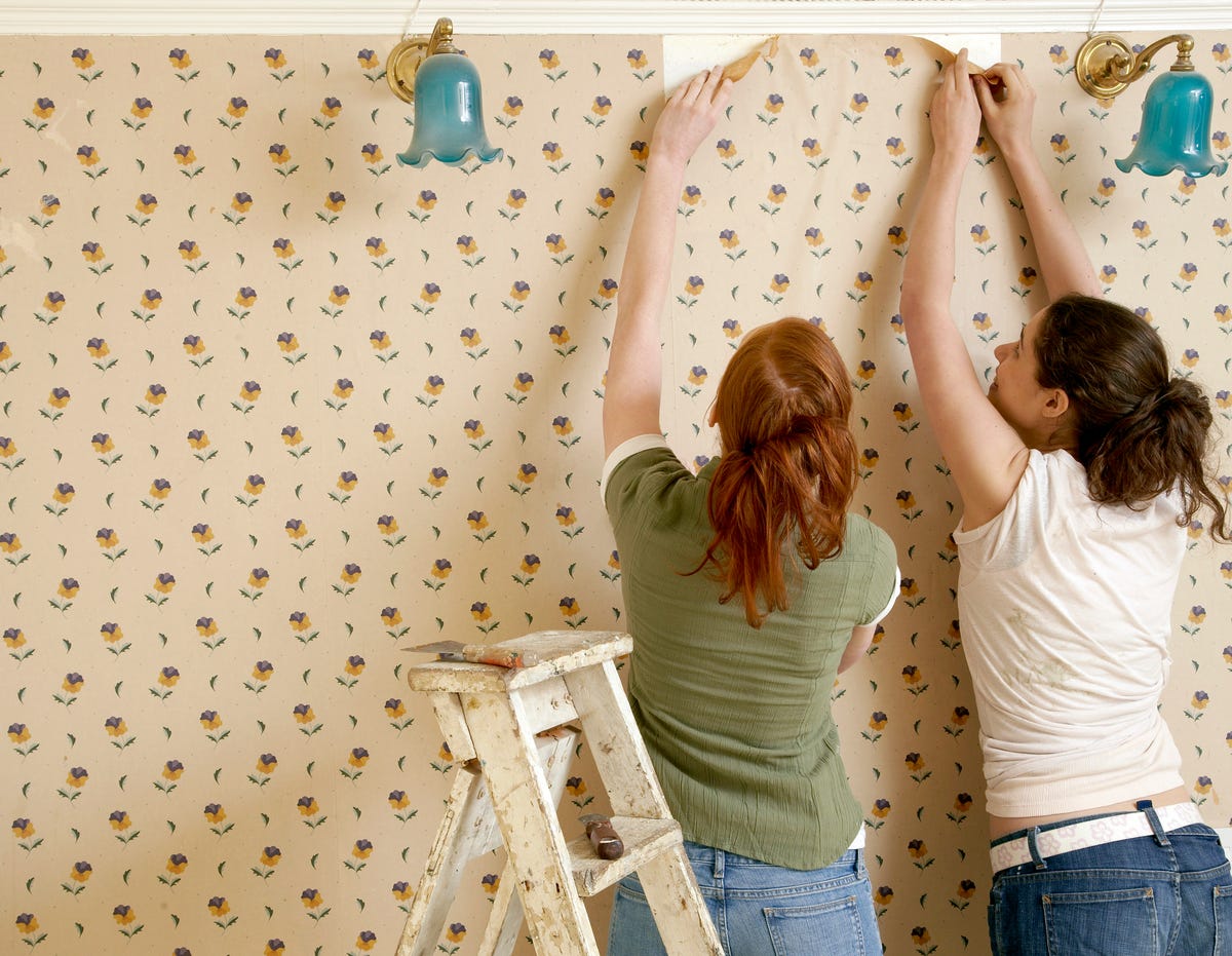 How to Remove Peel and Stick Wallpaper Without Damage, Thrifty Decor Chick