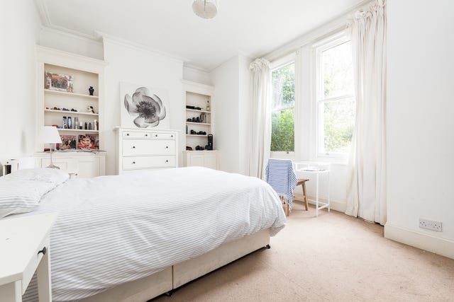 Charming blue Victorian house in White City for sale