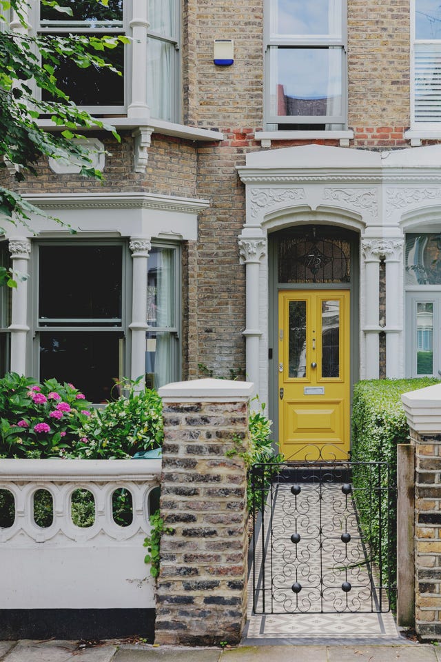 These Front Door Colors Could Make Your Home Sell for More