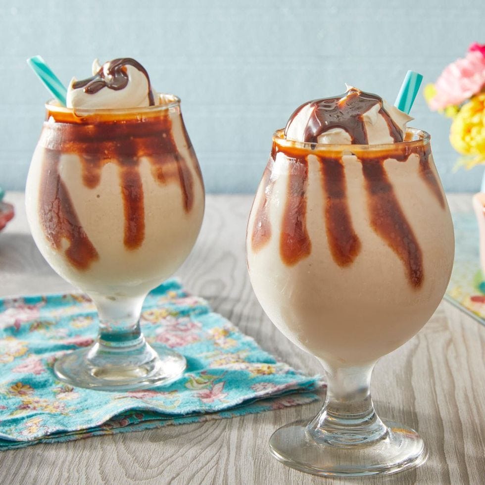 21 Best Frozen Drinks Easy Frozen Cocktails and Drinks