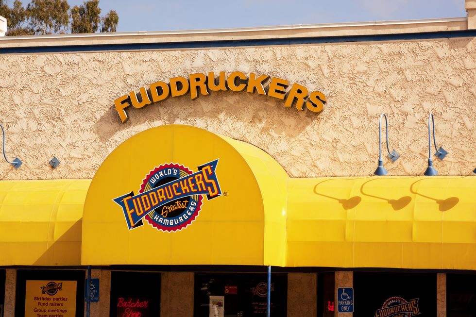 fuddruckers restaurant