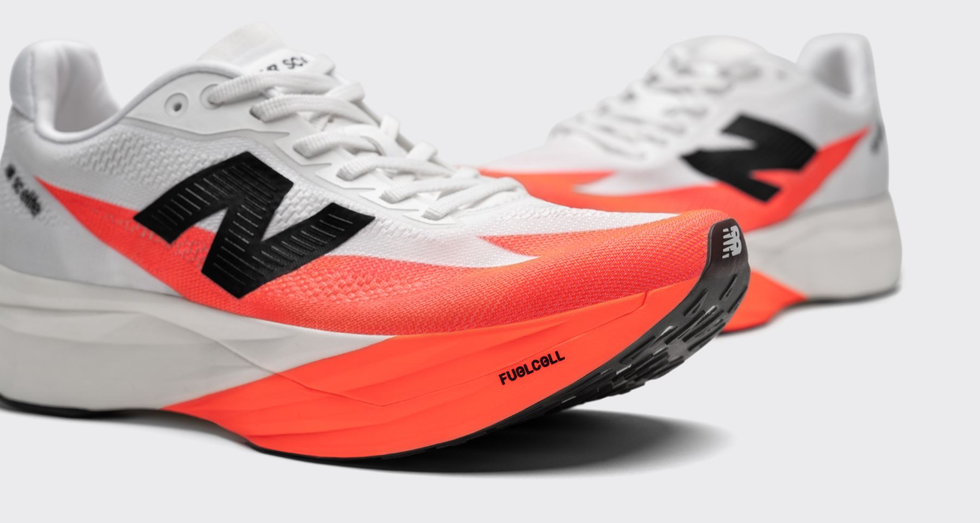 las new balance supercomp elite v5
