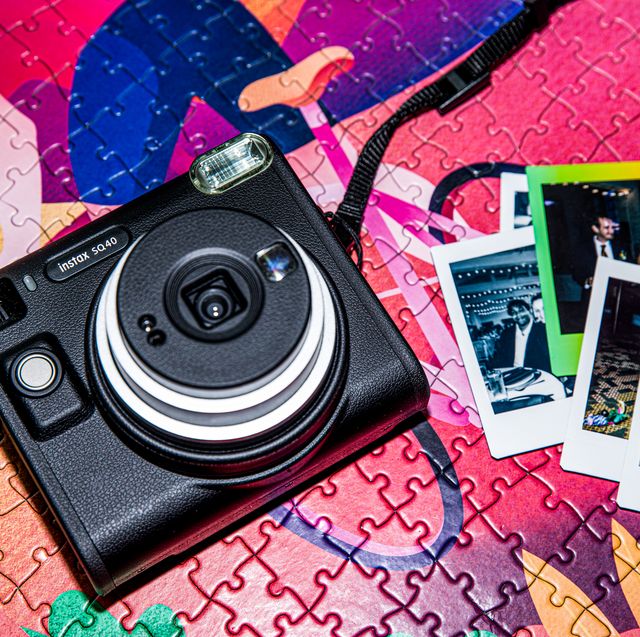 Fujifilm Instax Square SQ1 Instant Camera with Case, Film