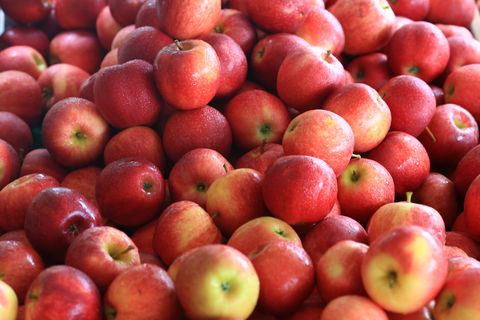 full frame shot of apples