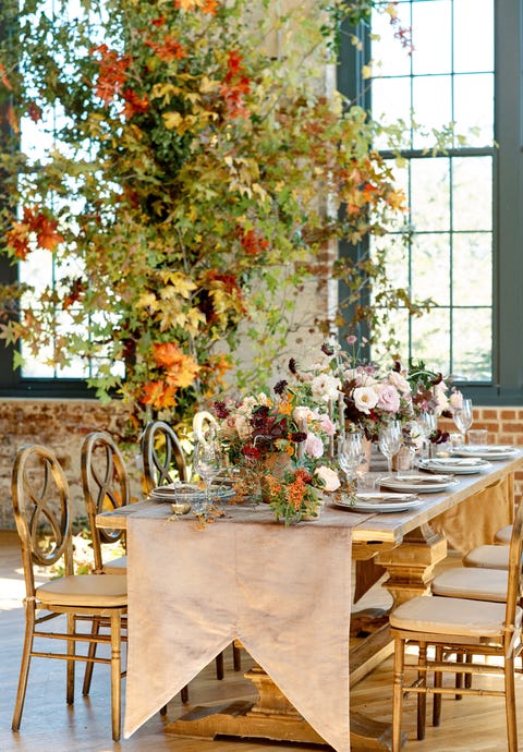 12 Pretty Fall Wedding Arch Ideas - Outdoor Fall Wedding Altars