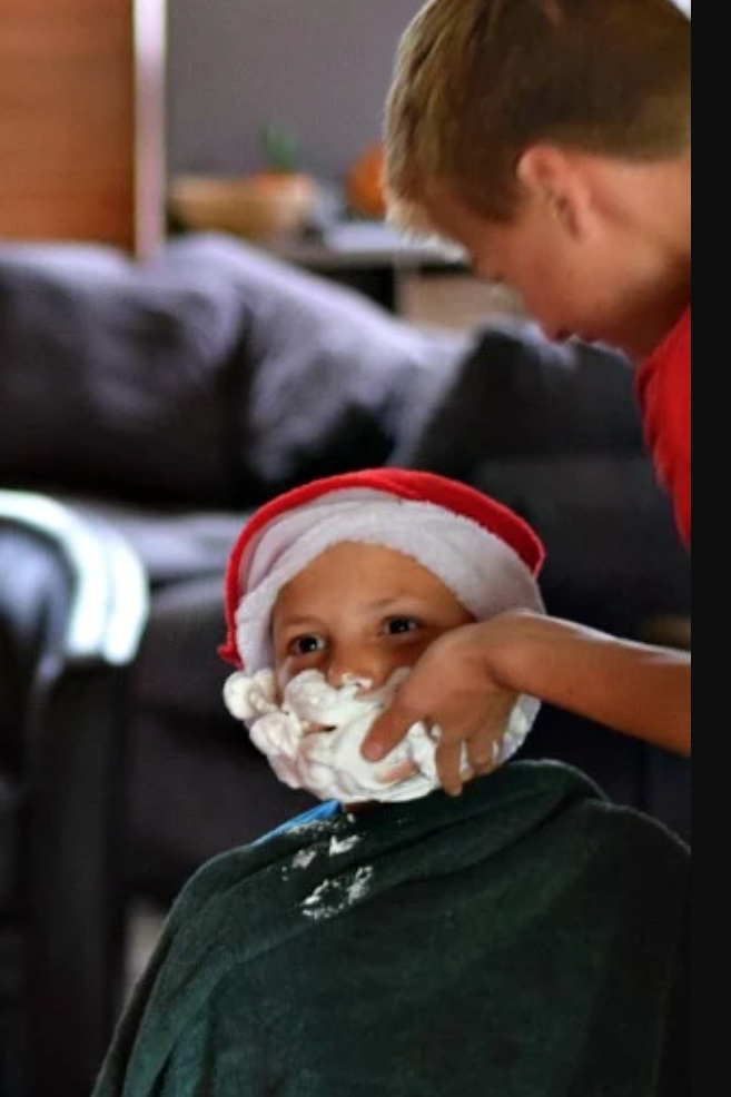 fun christmas games shave santas beard