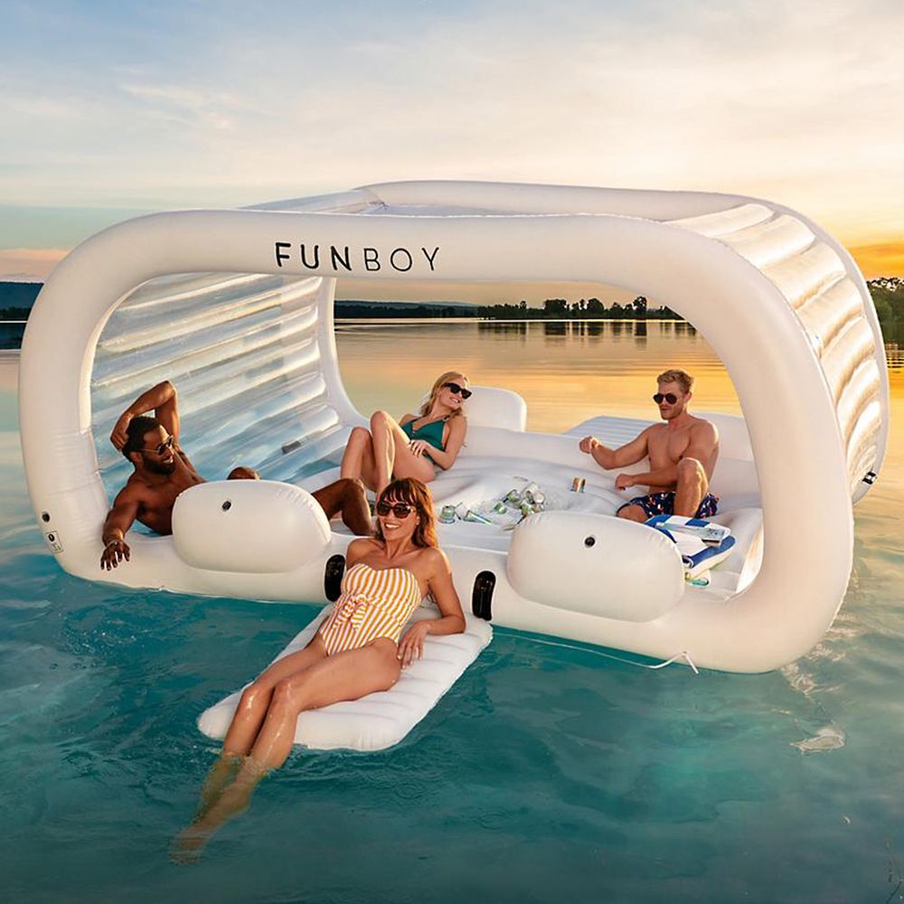 https://hips.hearstapps.com/hmg-prod/images/funboy-giant-cabana-dayclub-inflatable-float-1617033164.jpg