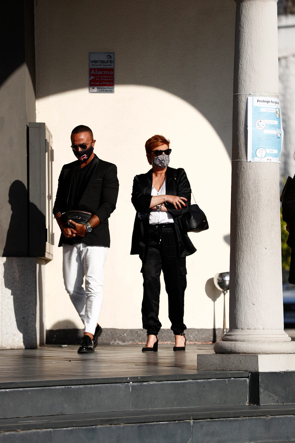 terelu campos y luis rollán en el funeral en memoria de alex lequio
