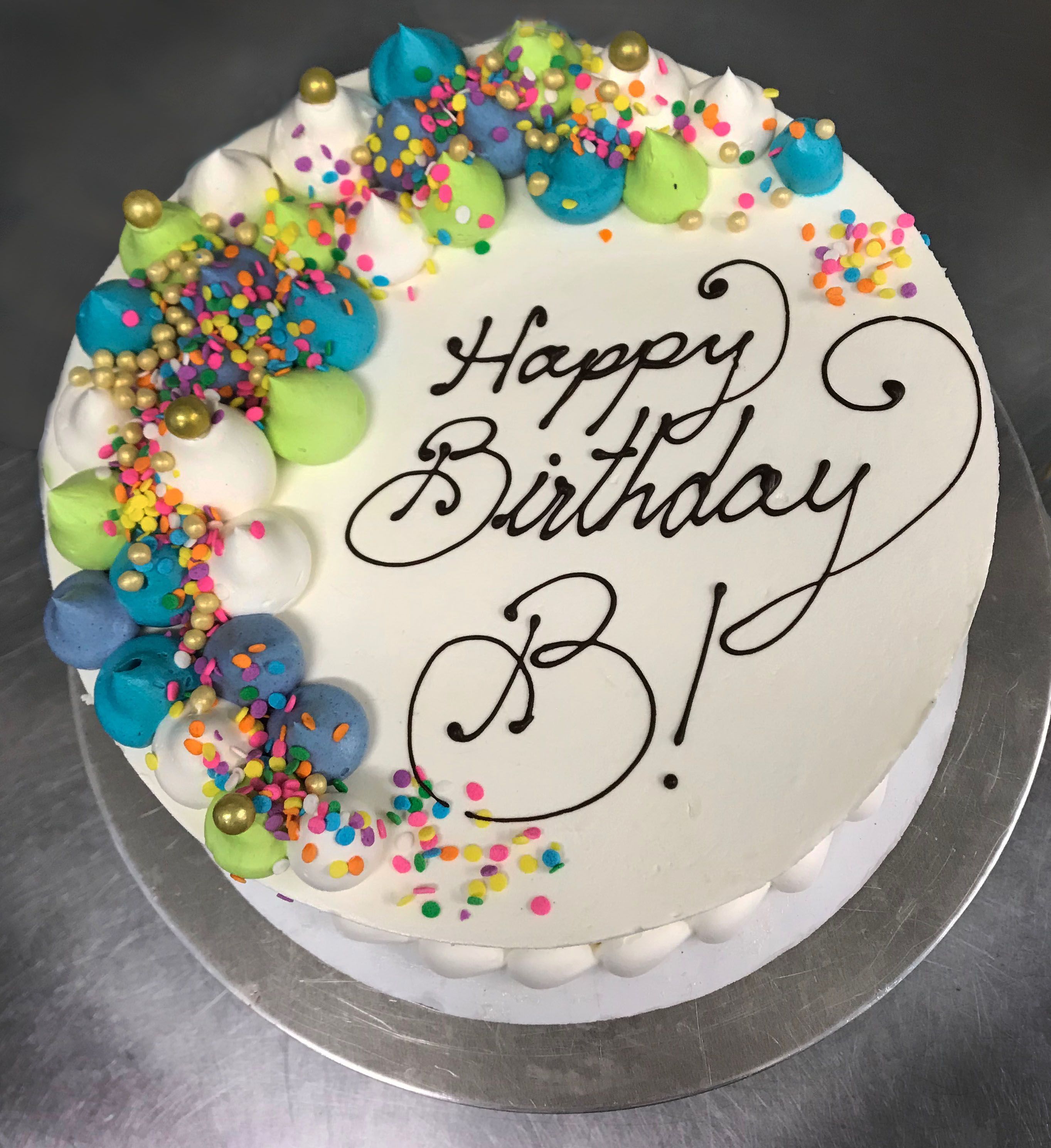 Chez Hilda Pâtisserie - Beyoncé themed birthday cake #chezhildapatisserie  #chefsgossips #ammancakes #beyoncé #beyoncécake #cakedesigner #birthdaycake  #chefsgossips for info pls call 0799000797 | Facebook