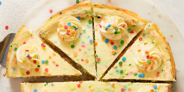 funfetti cheesecake with sprinkles