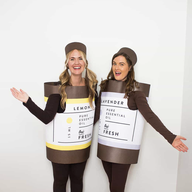 See Hilarious 2023 Halloween Couples Costumes (VIDEOS)