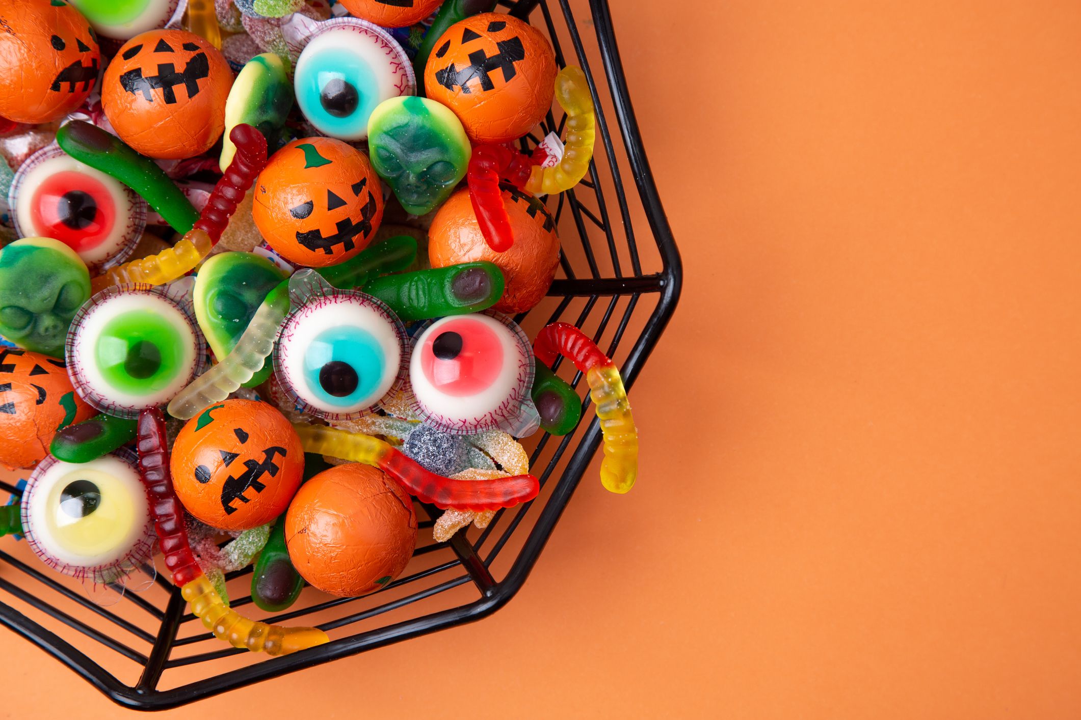 Your trick-or-treat bowl just got sweeter with these new Hershey's  Halloween treats 