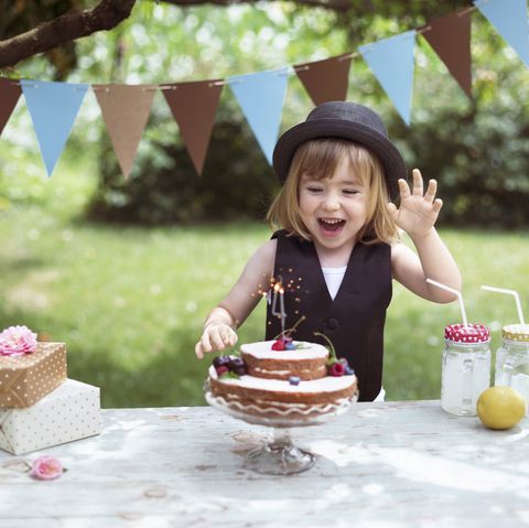 august baby facts