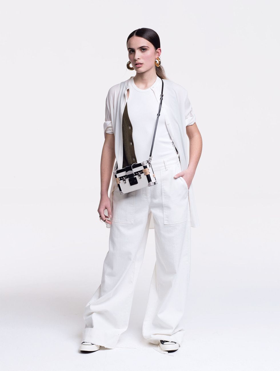White, Clothing, Shoulder, Fashion, Standing, Neck, Fashion model, Trousers, Outerwear, Waist, 