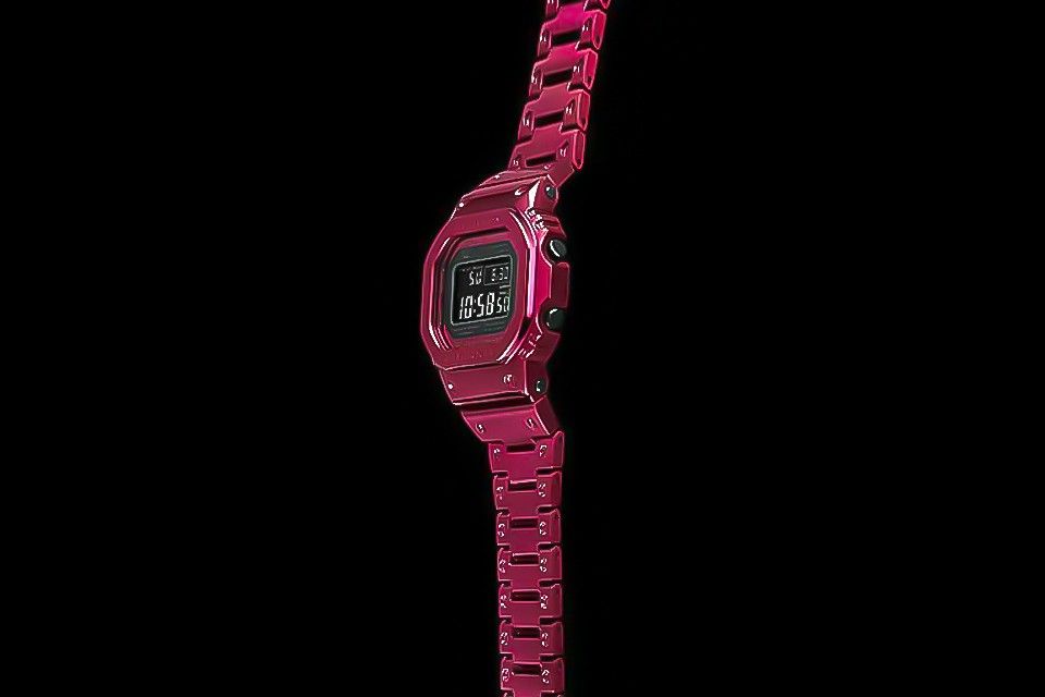 カシオG-SHOCK、史上最も赤くホットな時計をリリースAmazonでは本日1月