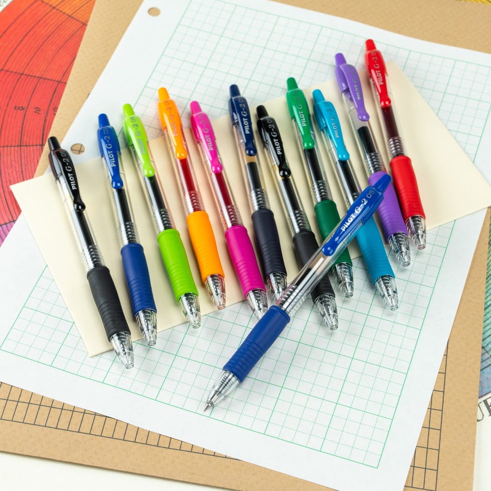 a group of g2 pens