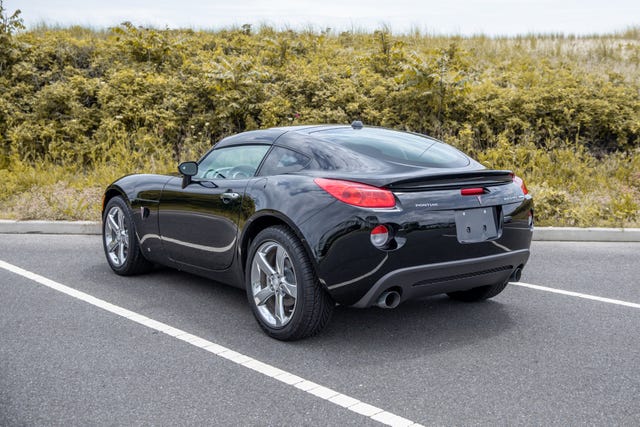 34-Mile Pontiac Solstice GXP Coupe for Sale on Bring a Trailer