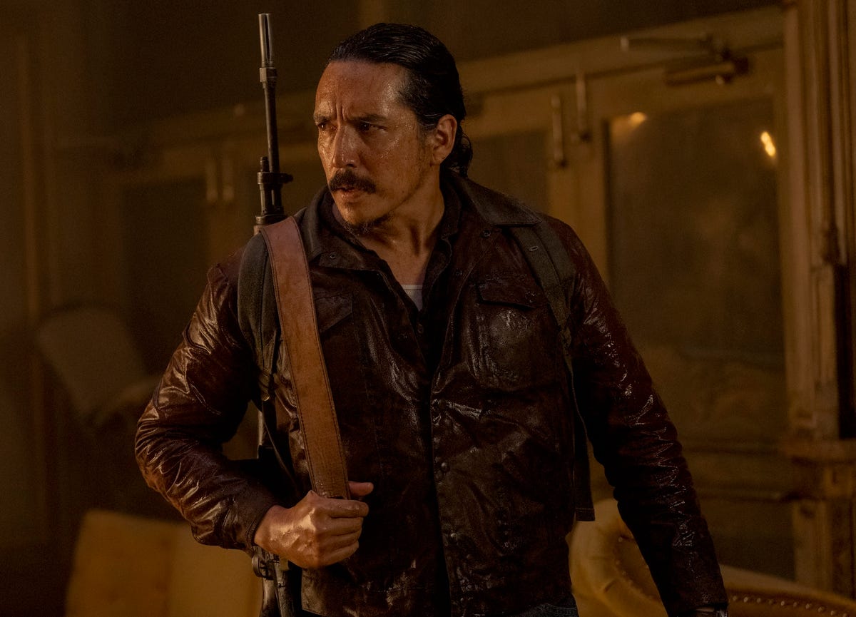preview for Explain This | Pedro Pascal | Season 2 of 'The Last of Us'